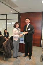 President of PRPA Executive Committee Ms Maria Cheung thanks Mr CF Kwan on behalf of the Association.